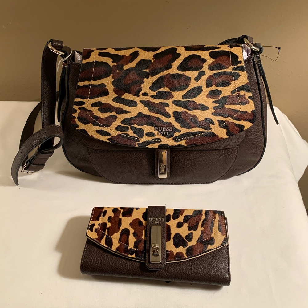 Guess bag with matching wallet